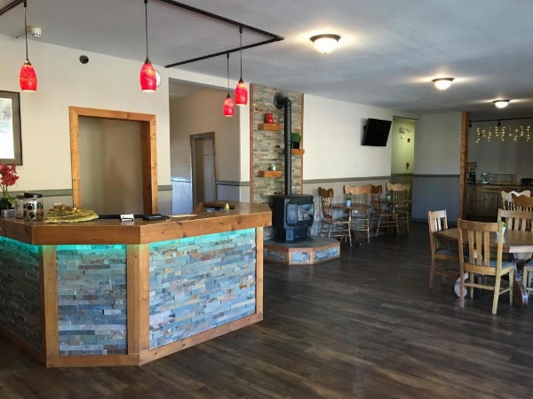 Timber Lodge Inn image 19